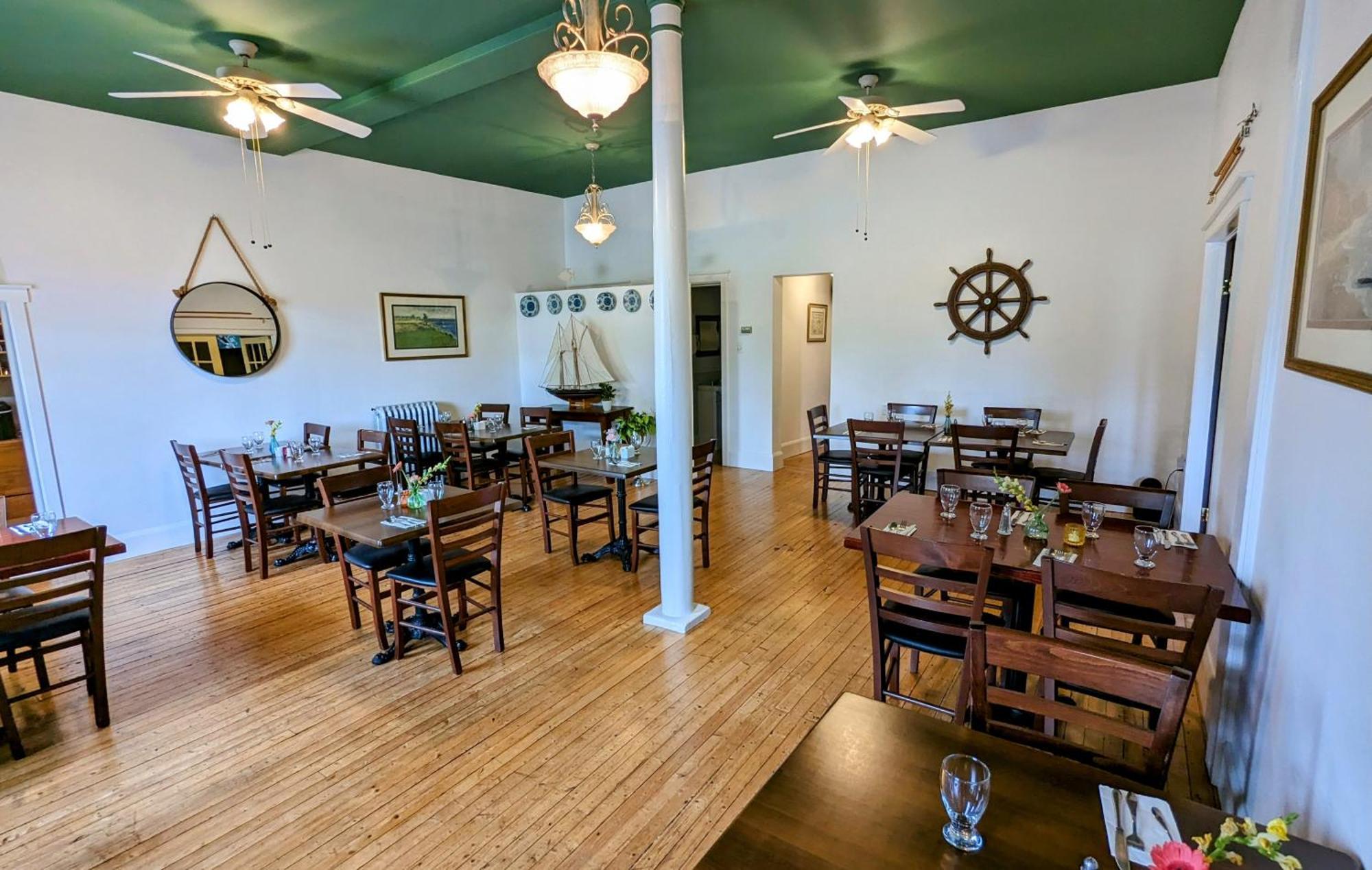 The Georgetown Inn Экстерьер фото